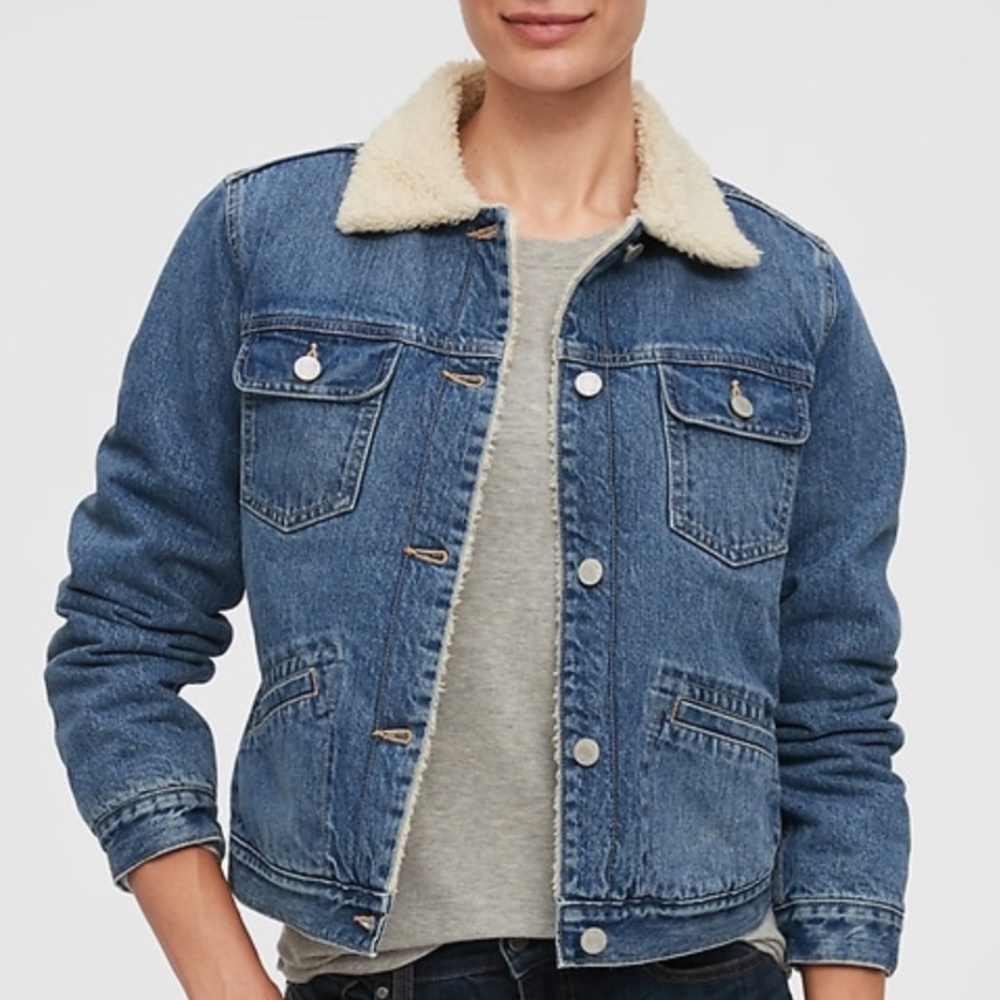 Gap Sherpa-Lined Icon Denim Jacket